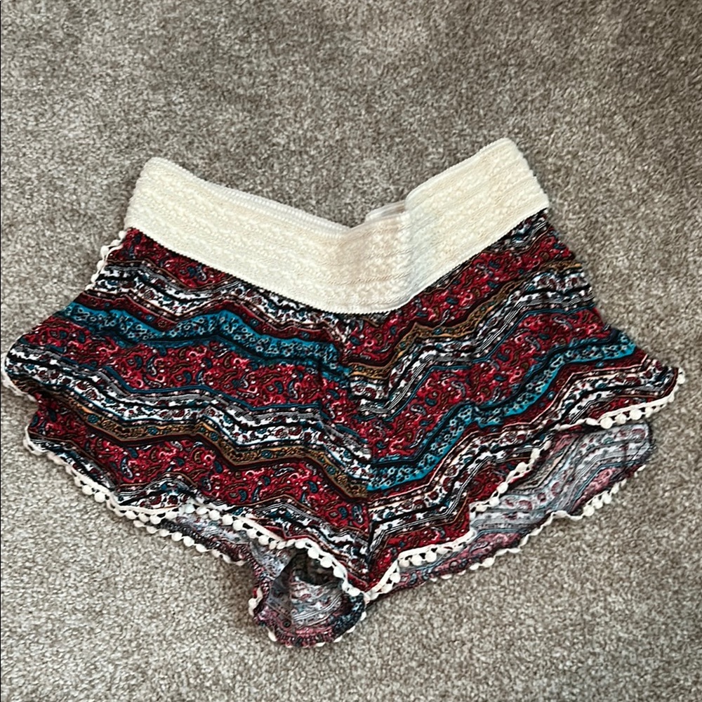 No Boundaries Multicolor Patterned Juniors Pull-on Shorts